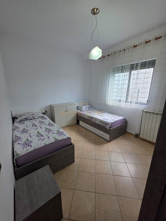 Qera, Apartament 3+1+Post Parkimi, Sauk,Tiranë