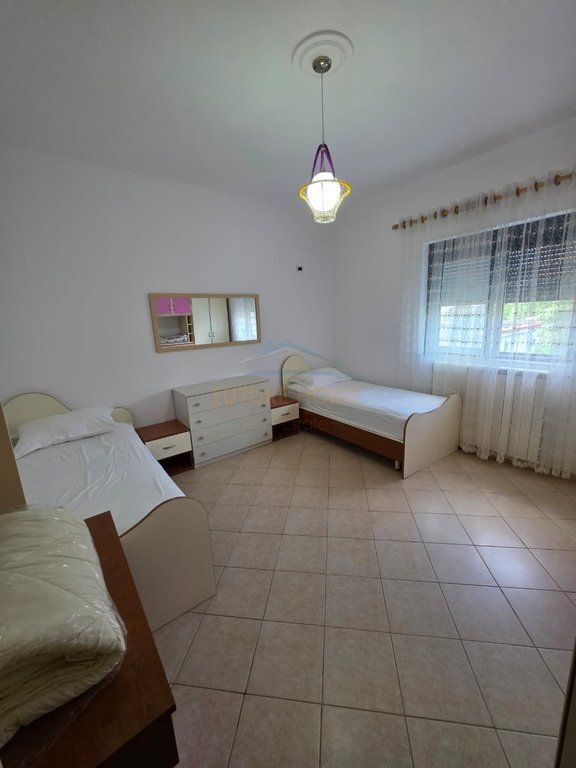 Qera, Apartament 3+1+Post Parkimi, Sauk,Tiranë