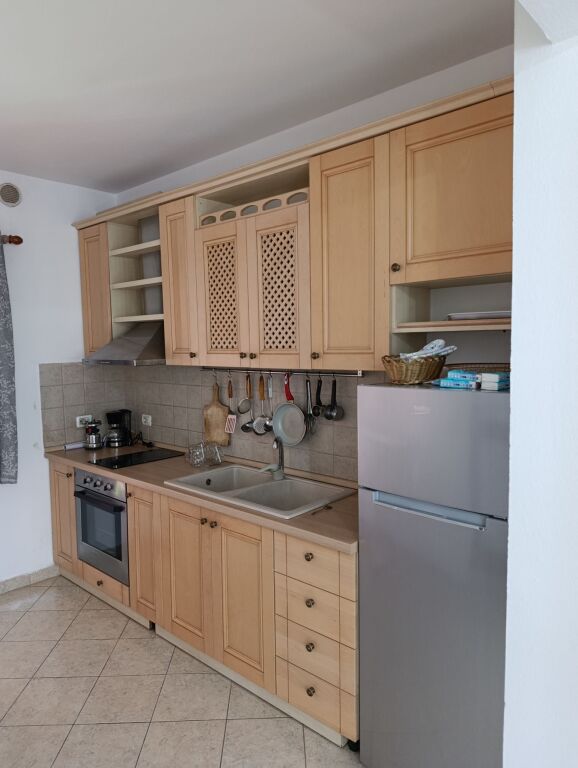 Qera | Apartament 2 + 1 | Rruga Naim Frashëri | 600 €/muaj