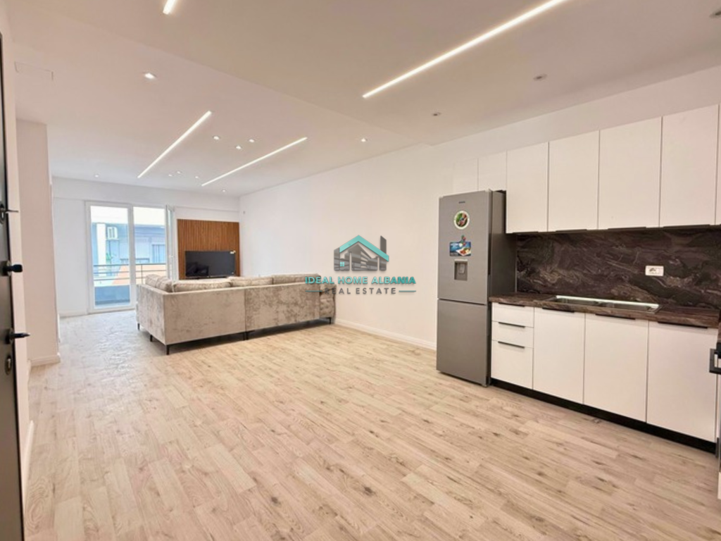 Apartament 1+1 Shitet –  Zjarrefiksja, Vlorë