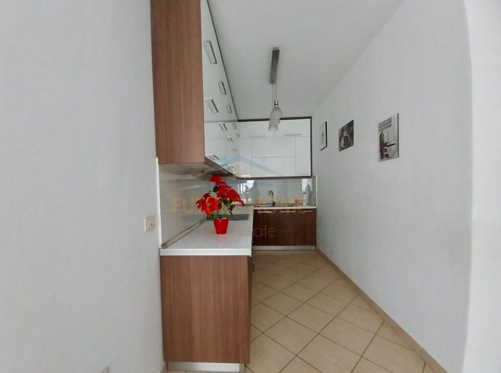 Qera, Apartament 2+1, Rruga Jordan Misja, Tiranë
