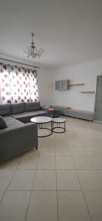 PREMISES FOR RENT 120M2 "GARDA, TIRANA RE" 1000 EURO