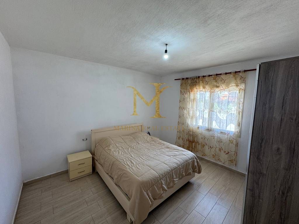PRIVATE HOUSE FOR RENT FLOOR 1
