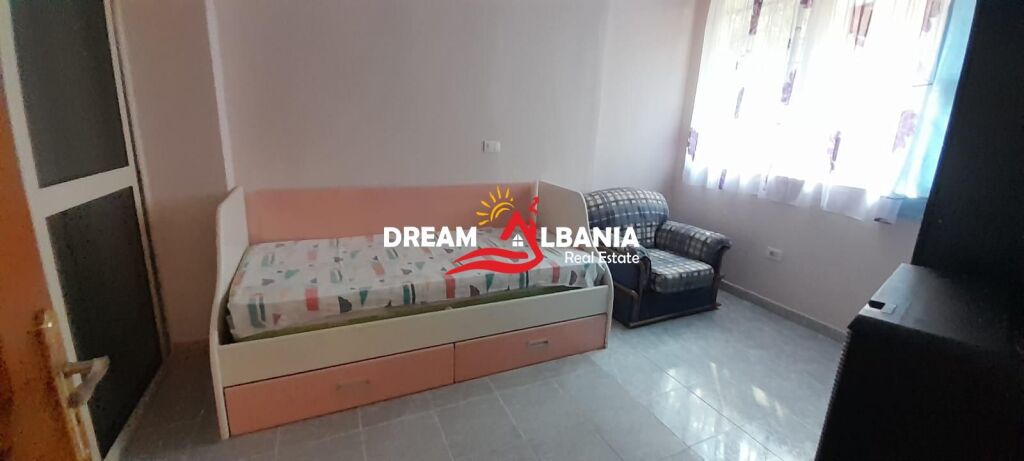 Apartament me qera 3+1 në zonën e Varrit të Bamit prane Kopshtit Cufo (ID 4239093)
