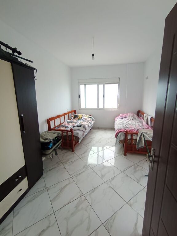 For sale, Apartment 1+1, At Shkëmbi i Kavajës, Above the Rails