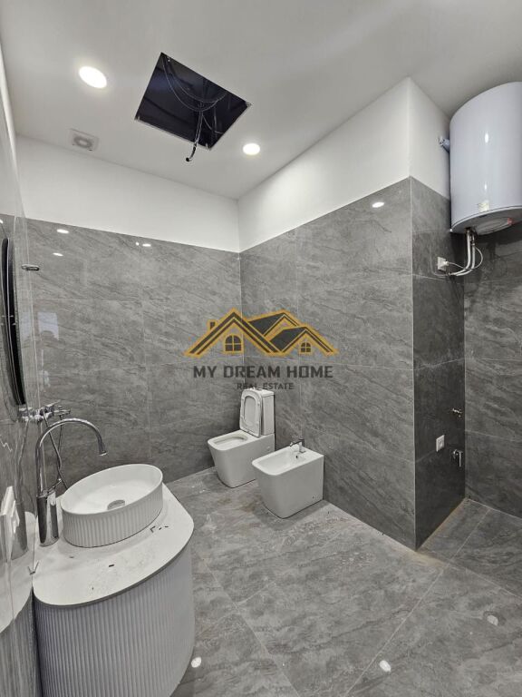 Commercial Space for Rent in the Vollga Area, Durres