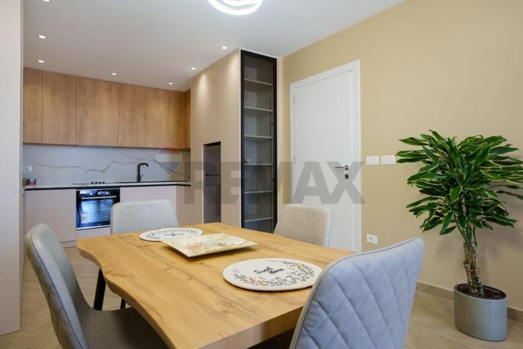 Apartment - For Rent - Dalip Peza Street, Durres
