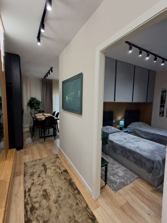 Apartament Premium me Qira 2+1+2