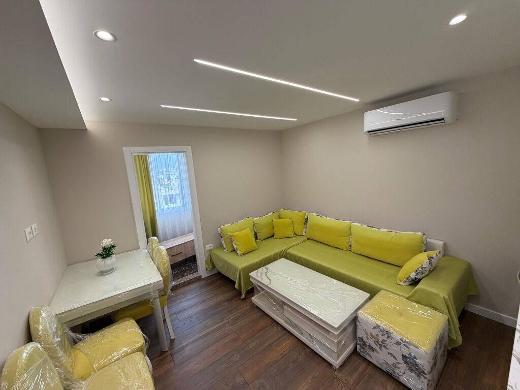 Apartamwnt 2+1+2 per qera Sauk !