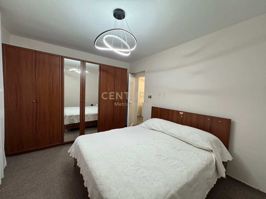 Shkolla e Baletit, apartament 1+1 me qira