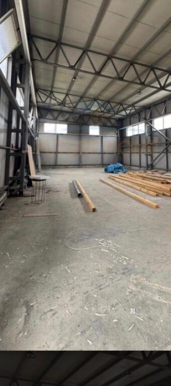 Rent, Warehouse, Peze-Helmes