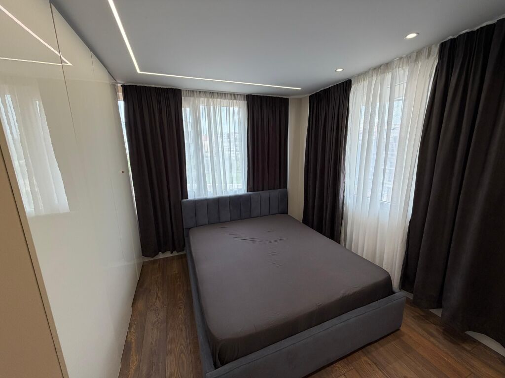 Apartamwnt 2+1+2 per qera Sauk !