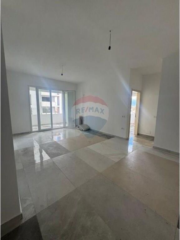 Apartament - Për Shitje - Pallatet e Verdha, Laprake, Tiranë