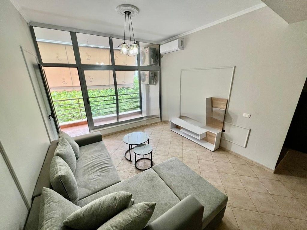 QIRA, APARTAMENT MODERN 2+1+2 me POST PARKIMI, GLOBE / RRUGA KAVAJËS‼️ 700 € /Muaj