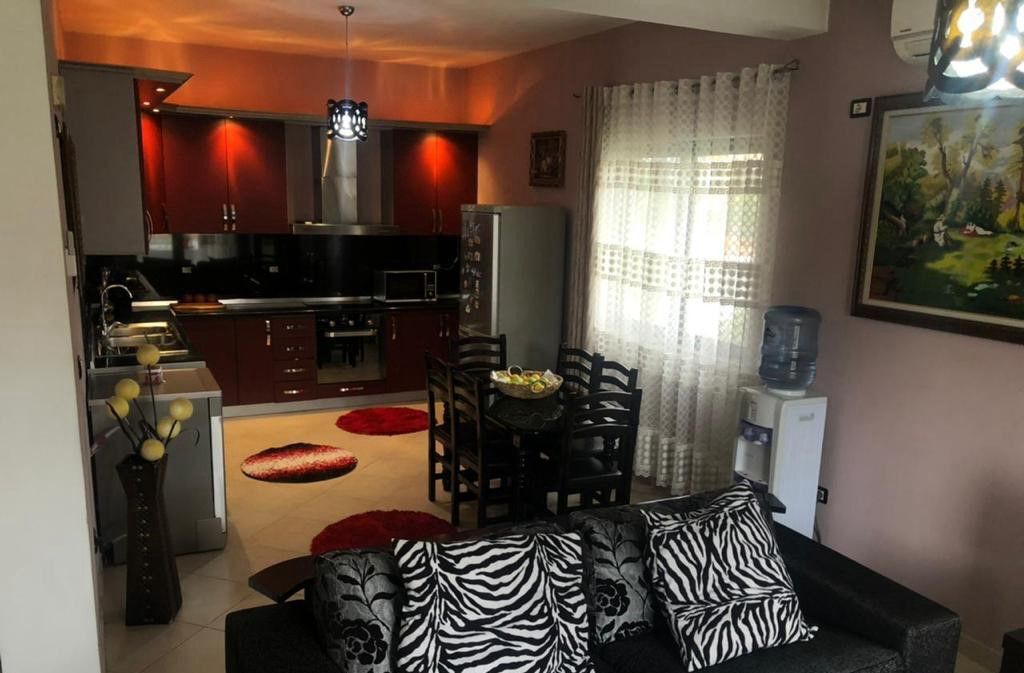 Qera | 2 Apartamente 2 + 1 | Kamëz Municipality | 400 €/muaj