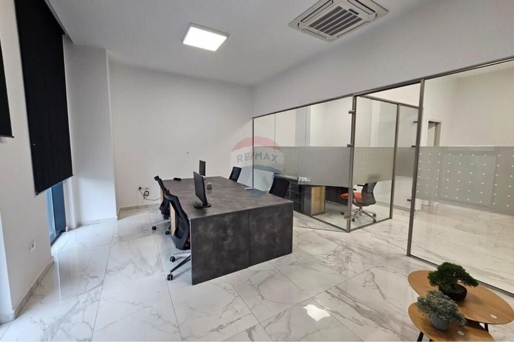 Office for rent at Dinamo Stadium!