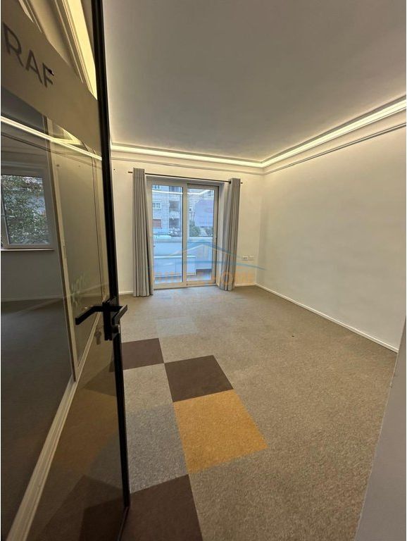 Rent, Business Premises, 21 Dhjetori, Tirana