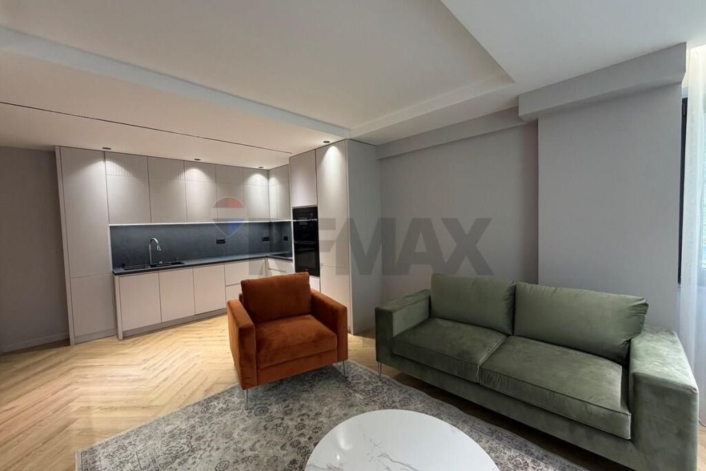Apartment 2+1+2 For Rent In Bllok!