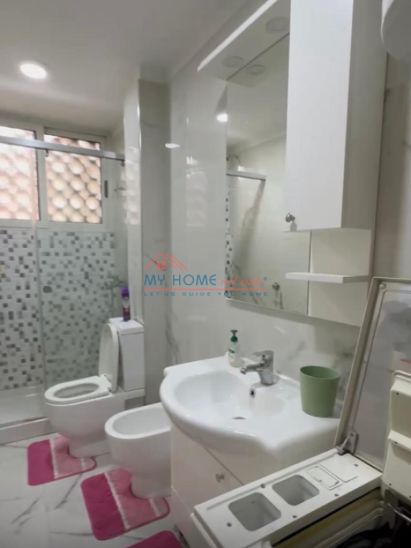 Apartament 3+1 Me Qera Rruga Myslym Shyri Tirane
