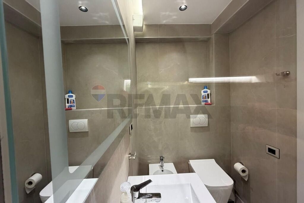 Apartment 2+1+2 For Rent In Bllok!