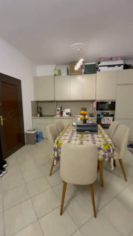 Apartament 1+1 per shitje Yzberisht !
