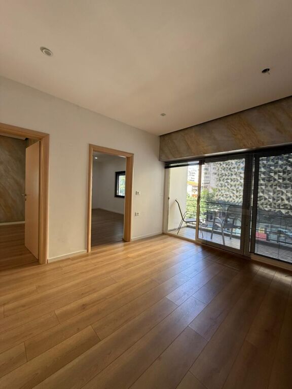 Rent | Ambjent Biznesi | Blloku | 950 €/month