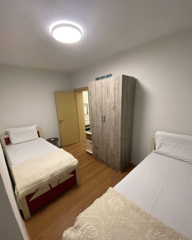 Luxury 2+1 apartment for rent at Mozaiku of Tirana, Zogu i Zi, Muhamet Gjollesha Street, Construction Engineering, Kavaja Street, 21 Dhjetori, Embassy Block, Durres Street, Mine Peza Street📍