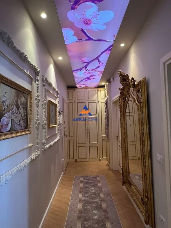 JEPET ME QERA APARTAMENT 1+1 "KOMUNA E PARISIT" 700 EURO