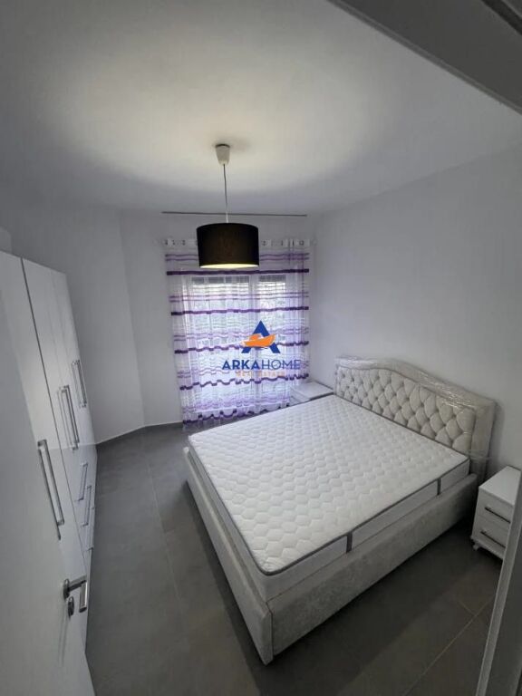 AFFITTASI APPARTAMENTO 2+1+POSTO AUTO "PRESSO KODRA E DIELLIT 1" 80.000 LEKE