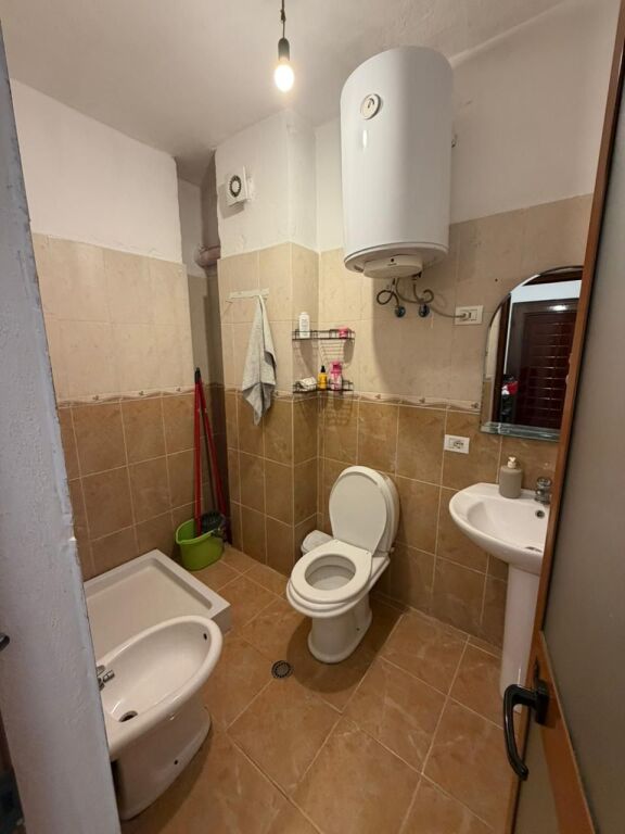 Qera | Apartament 1 + 1 | Xhamlliku | 400 €/muaj