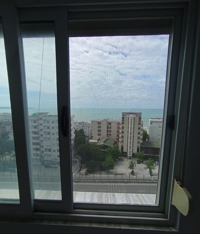 For sale, Apartment 1+1, At Shkëmbi i Kavajës, Above the Rails