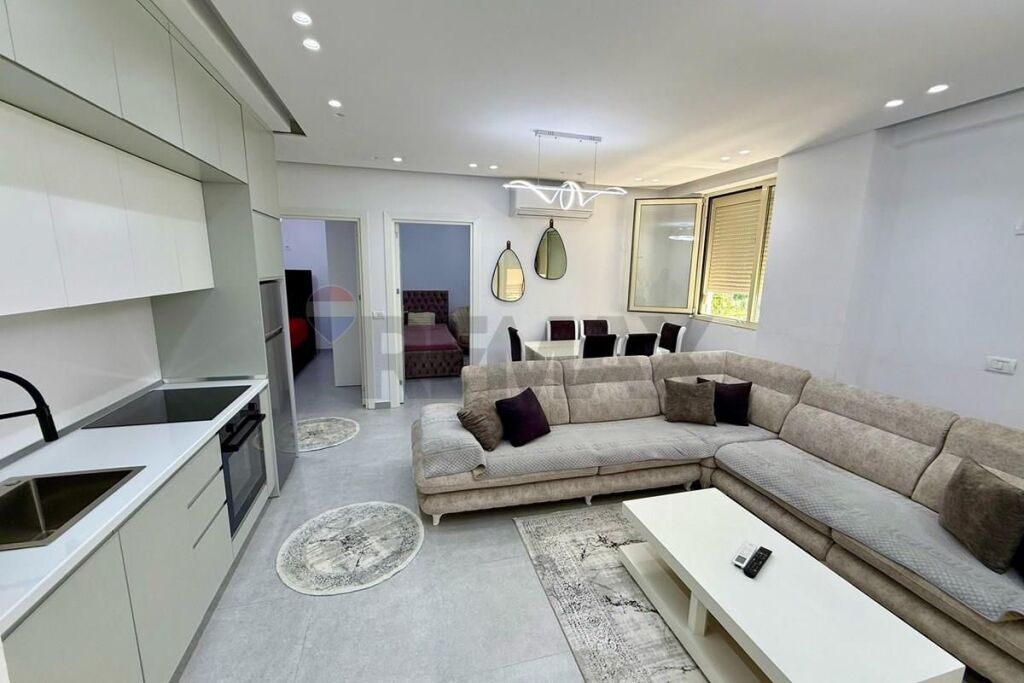 APARTAMENT 2+1 PER QIRA,SHKOZE