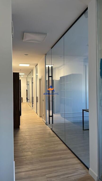 LOCALE UFFICIO IN AFFITTO 213M2 "EGLO, ASTIR" 1700 EURO