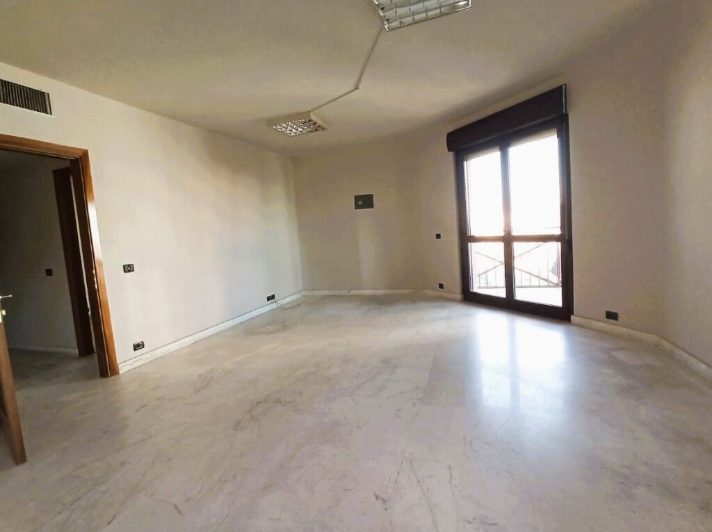 🏢 Office Space for Rent at Torre Drini