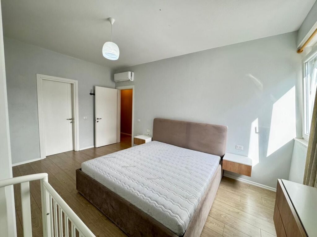 Shitet Apartament 2+1+2 tek Kompleksi FZ “Green Terrace” – Liqeni i Thatë / Kopshti Botanik Tiranë