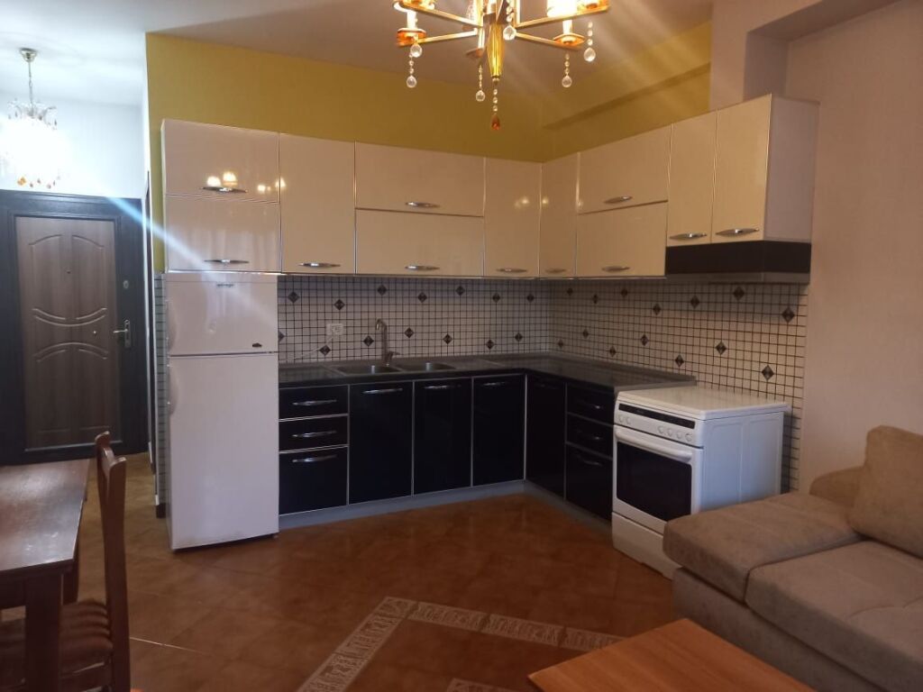 Rent | Apartament 1 + 1 | Astir | 450 €/month