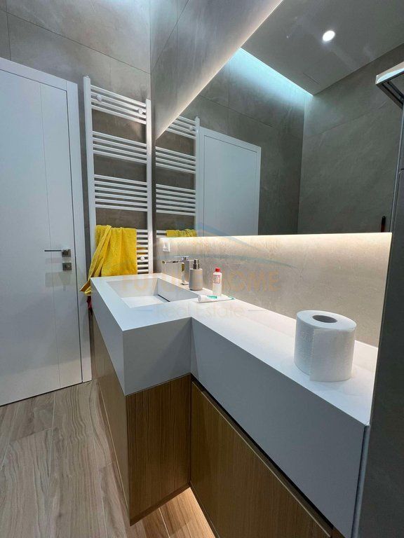 Qera, Apartament 2+1+2+Post Parkimi, Kopshti Botanik,Tiranë