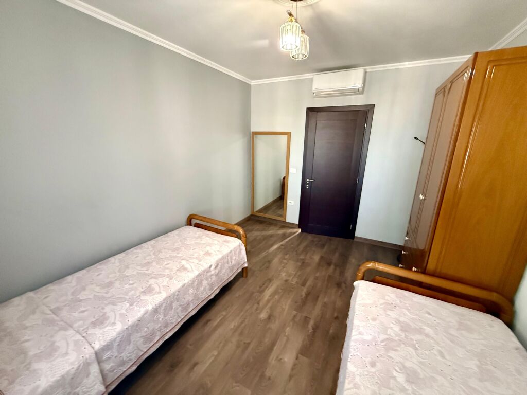 For rent 2+1 Botanical Garden