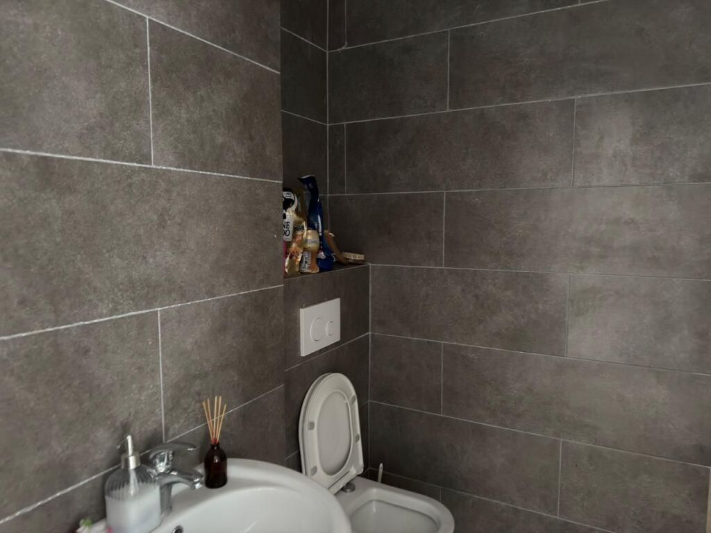 🏡 Shitet Apartament 3+1 – Ali Dem (“Darling”)