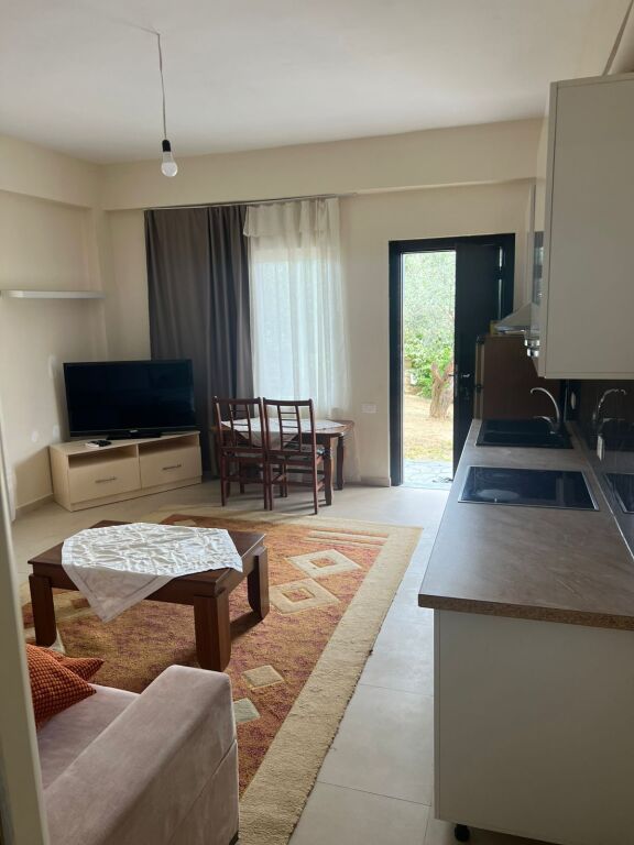 House 1+1 for rent in Selite