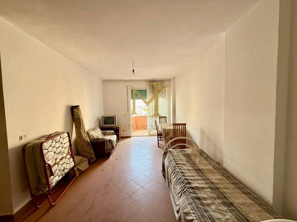 Shitet Apartament 1+1 Ne Plazh Iliria !