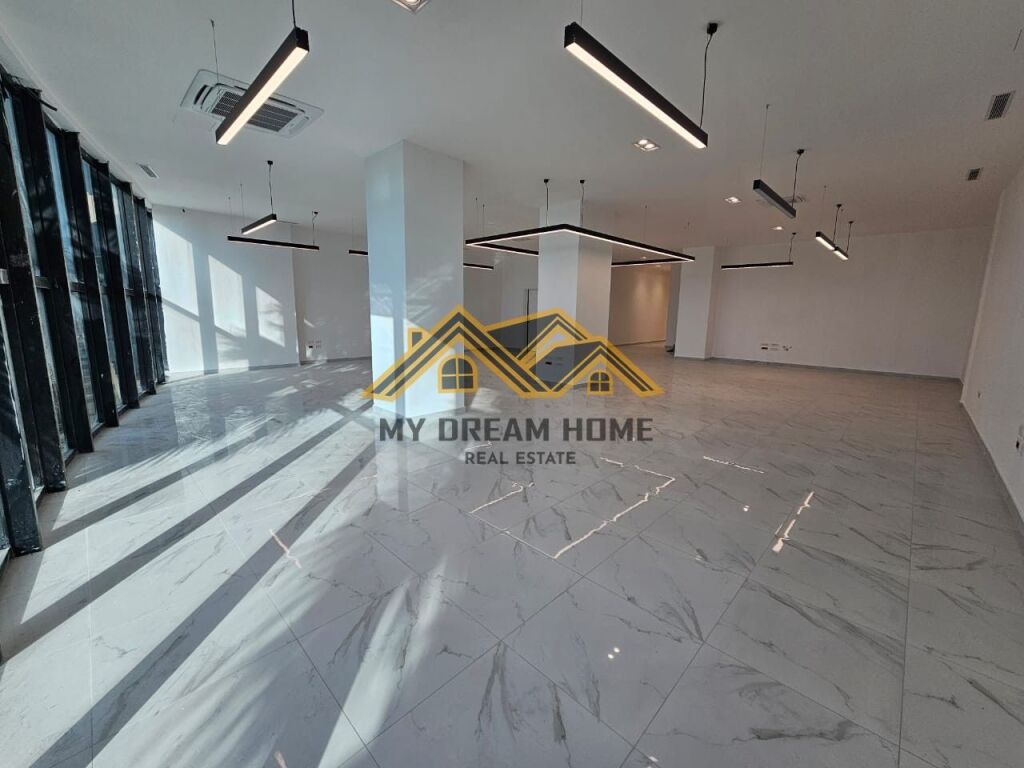 Commercial Space for Rent in the Vollga Area, Durres