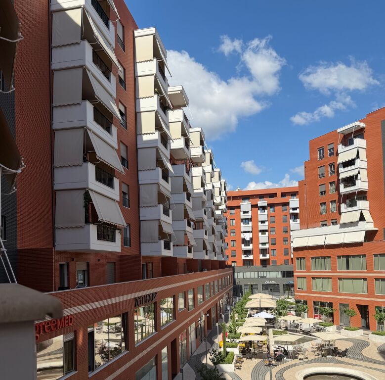 Office for rent in the Delijorgji complex