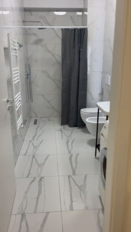 Qera | Apartament 2 + 1 | Stacioni i Trenit | 600 €/muaj