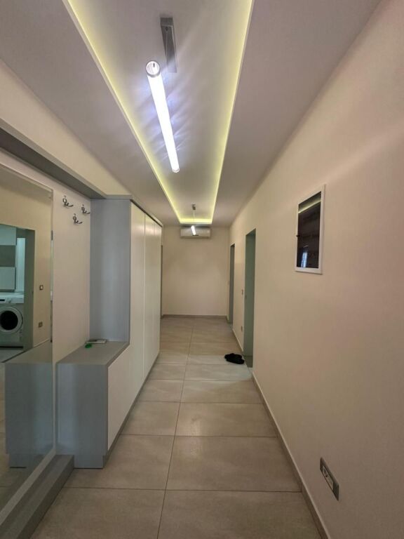 Jepet me qira apartament 2+1+2