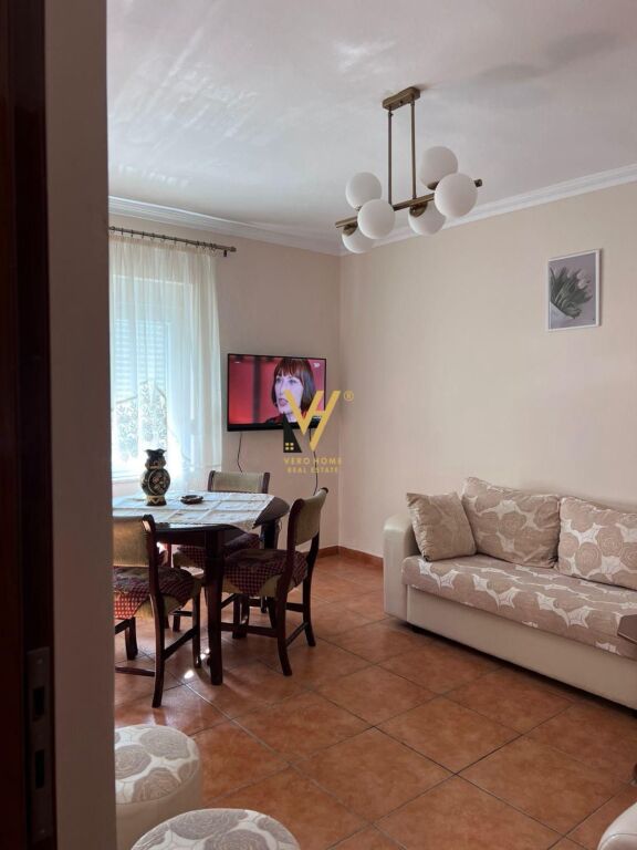 JEPET APARTAMENT 2+1+BLK ME QERA TEK RRUGA E ELBASANIT 80.000 LEKE