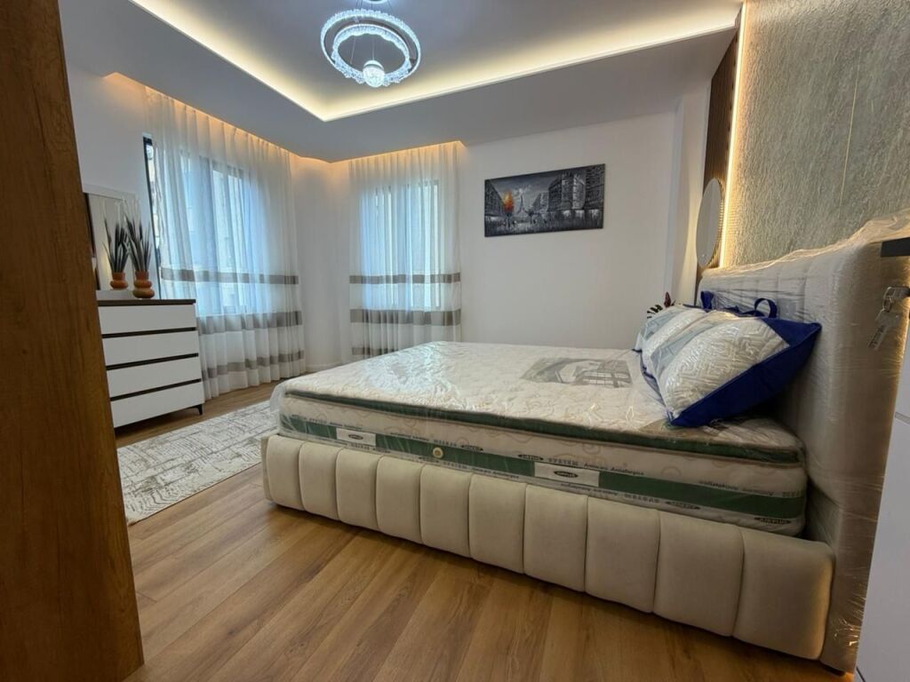 ✨Shitet Apartament 2+1+2,📍Pallati me Shigjeta, Me Certefikatë Pronësie