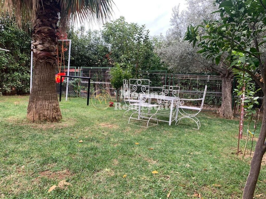 Qera | Vilë 3 + 1 | Shkozë | 3000 €/muaj