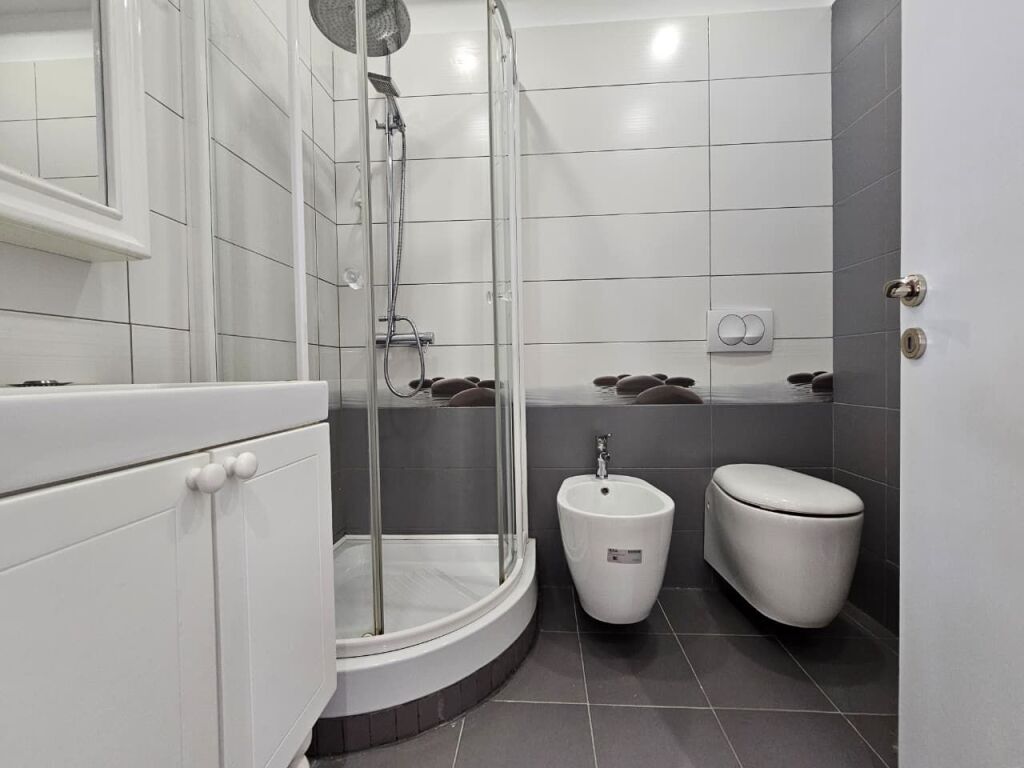 Apartment 1+1 near Skenderbej Square!
