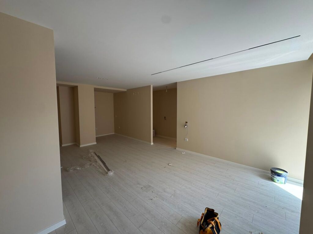 🏡 Shitet apartament 3+1+2 📍 Zogu i Zi💶 Çmimi: 262500€